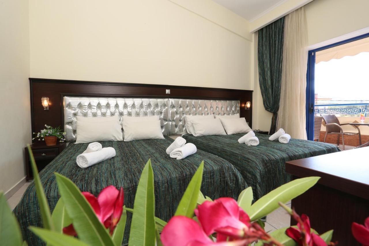 Philoxenia Village Hotel-Studios Pefkochori Exterior photo