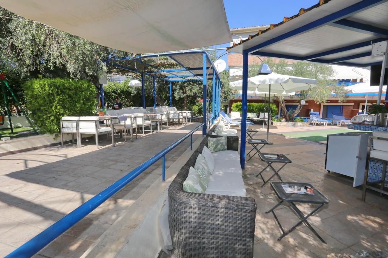 Philoxenia Village Hotel-Studios Pefkochori Exterior photo